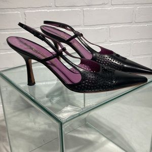 CHANEL 🔥🔥🔥Perforated Black Leather Slingback Pumps Size 38